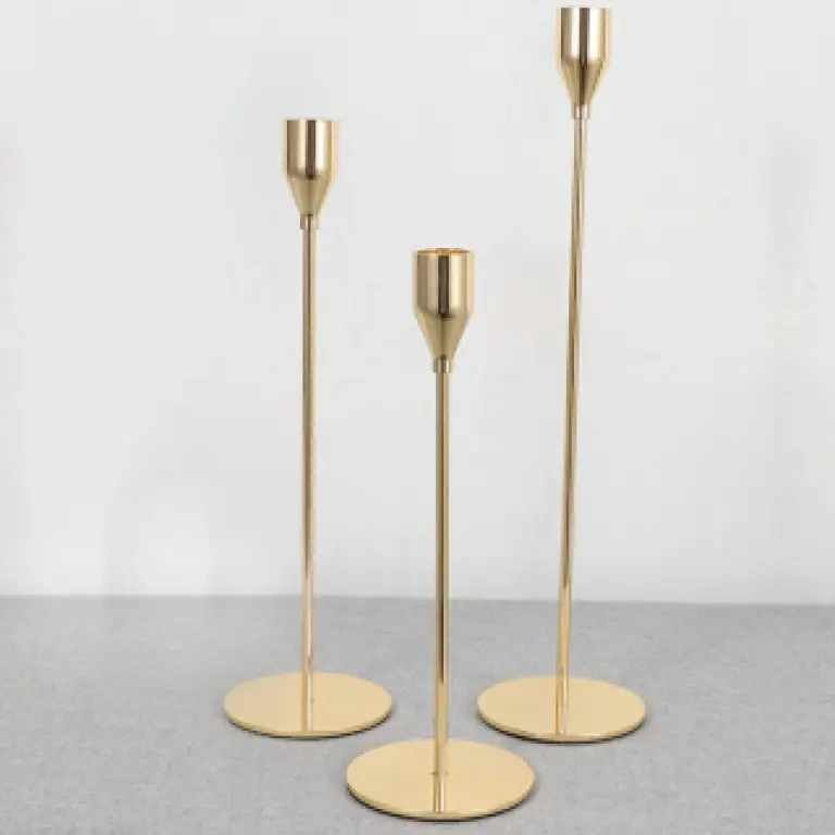Bougeoir Design en Métal – B02