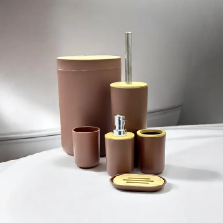 Accessoires salle de bain marron