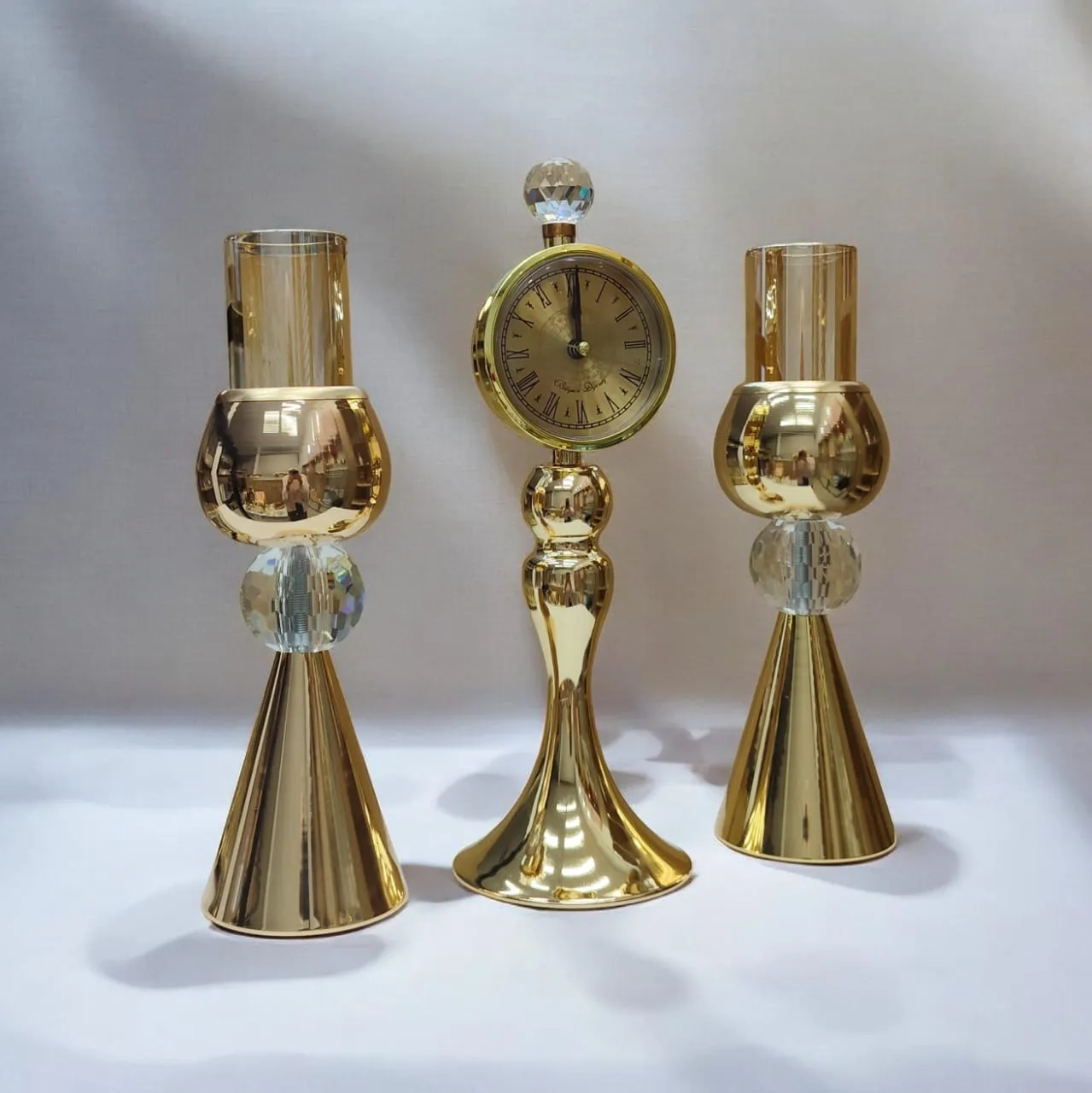 Ensemble Luxe Doré avec Horloge et Bougeoirs Cristal