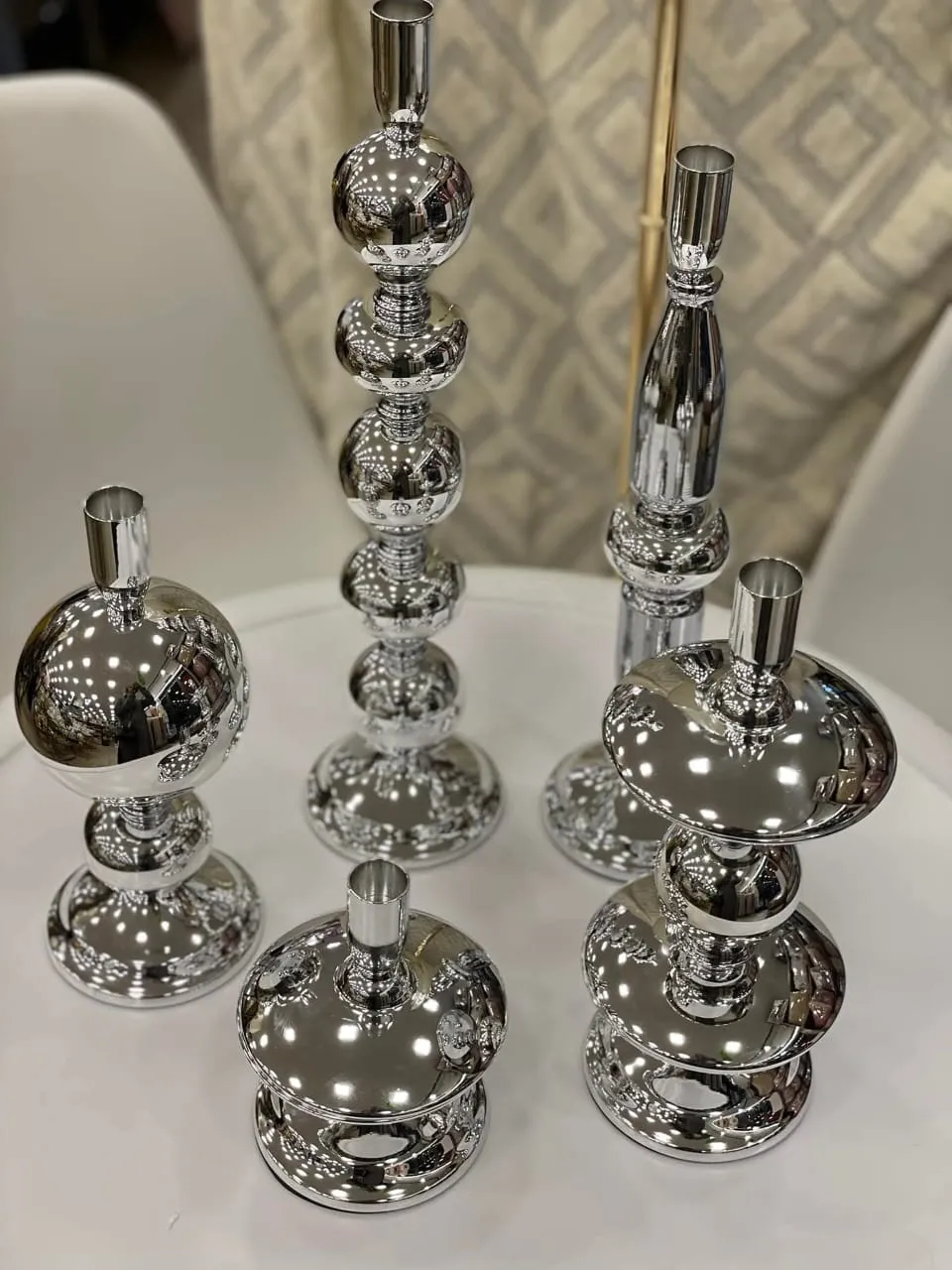 Set 5 Bougeoirs en Acier Inoxydable Argenté Chromé - image 3