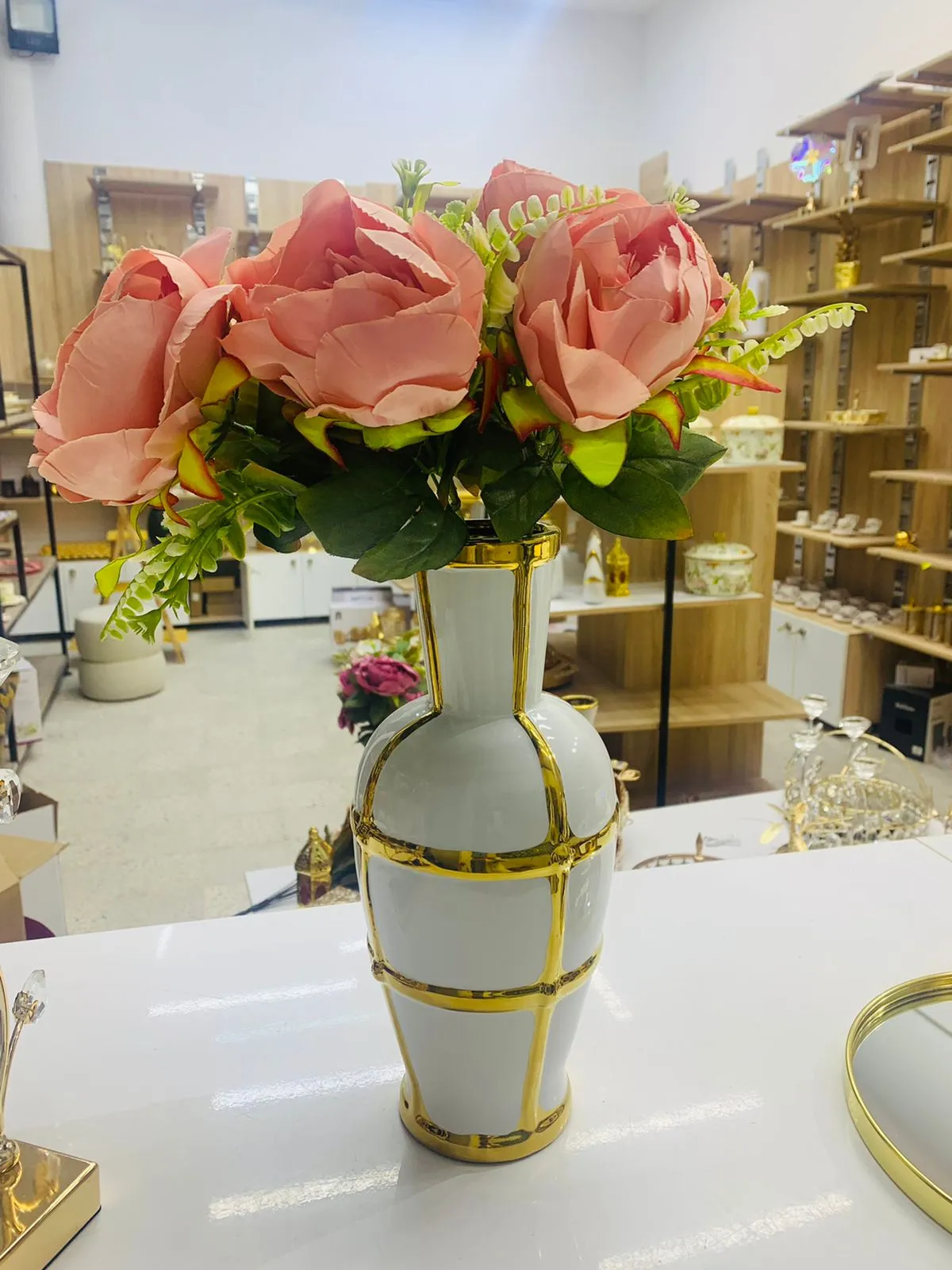 Vase Moderne – Porcelaine Blanche - image 2