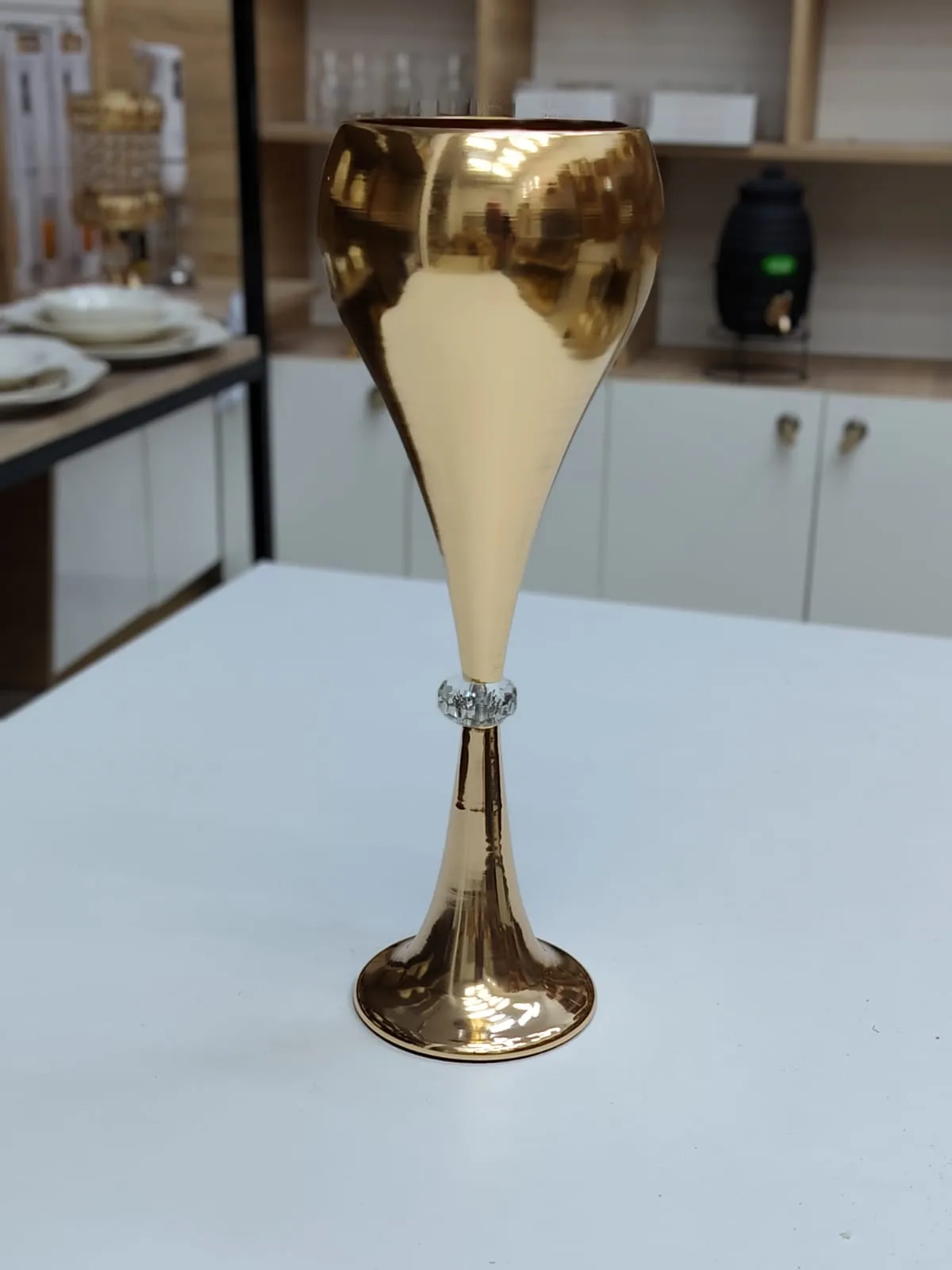 Vase Coupe Calice Doré en Acier Inoxydable - image 5