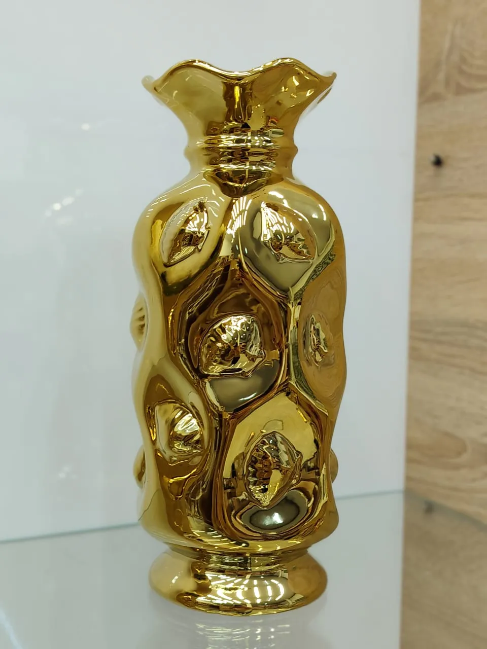 Vase Coquillage Doré – Céramique Chromée - image 4