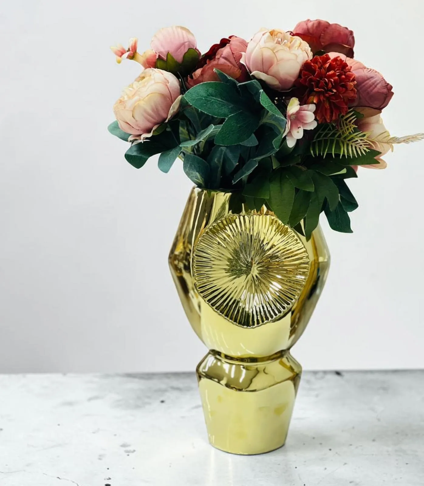 Vase Gold GM – Céramique Dorée - image 3